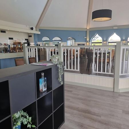ホテル Static Caravan To Hire , Hoburne Devon Bay Goodrington エクステリア 写真